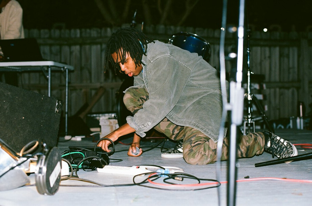 lighting technician on set